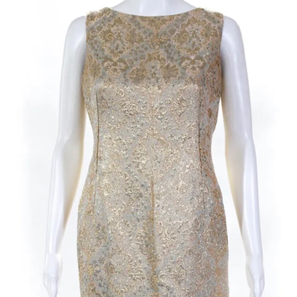 Designer Womens Round Neck Sleeveless Back Zip Sheath Dress Gold Size 44